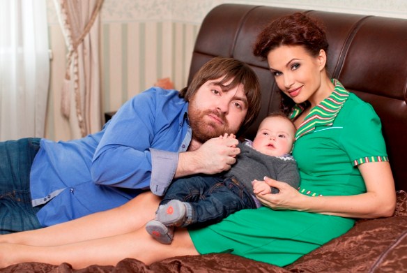 Эвелина Бледанс и ее семья